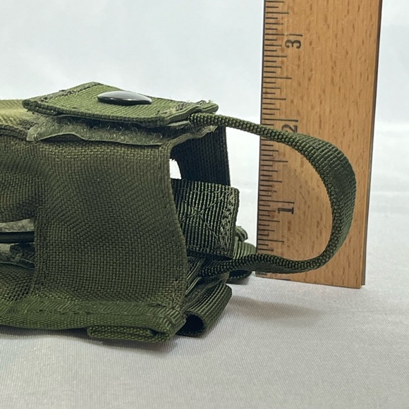 BLACKHAWK! Molle Radio Pouch - like new condition - Picture 9 of 9